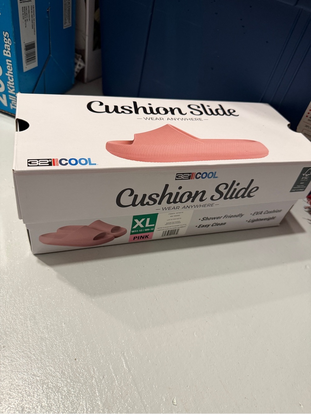 32 Degrees Cushion Slides Brand New Women’s Size 11-12 / Men’s Size 9-10